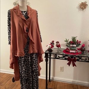 New boutique sweater vest